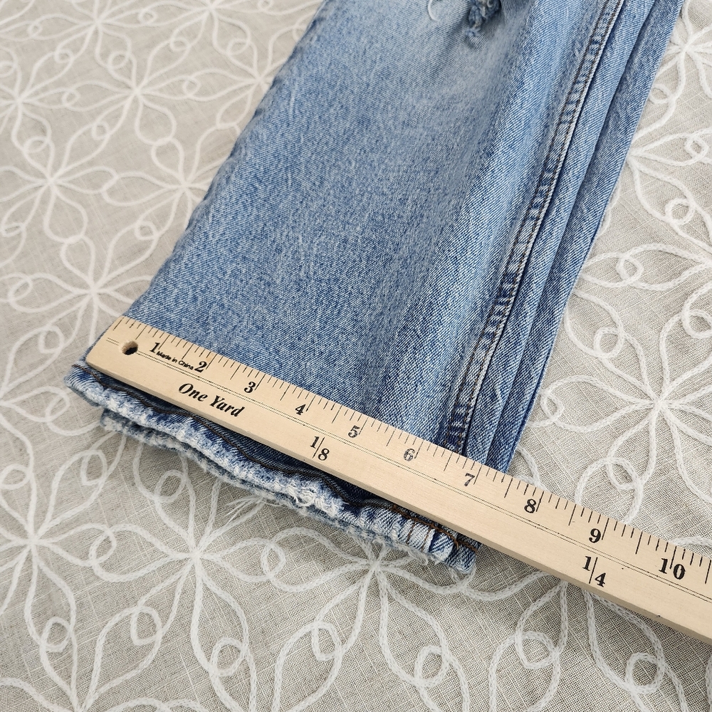 Abercrombie & Fitch 90's Straight  Ultra High Rise Jeans - Picture 15 of 15